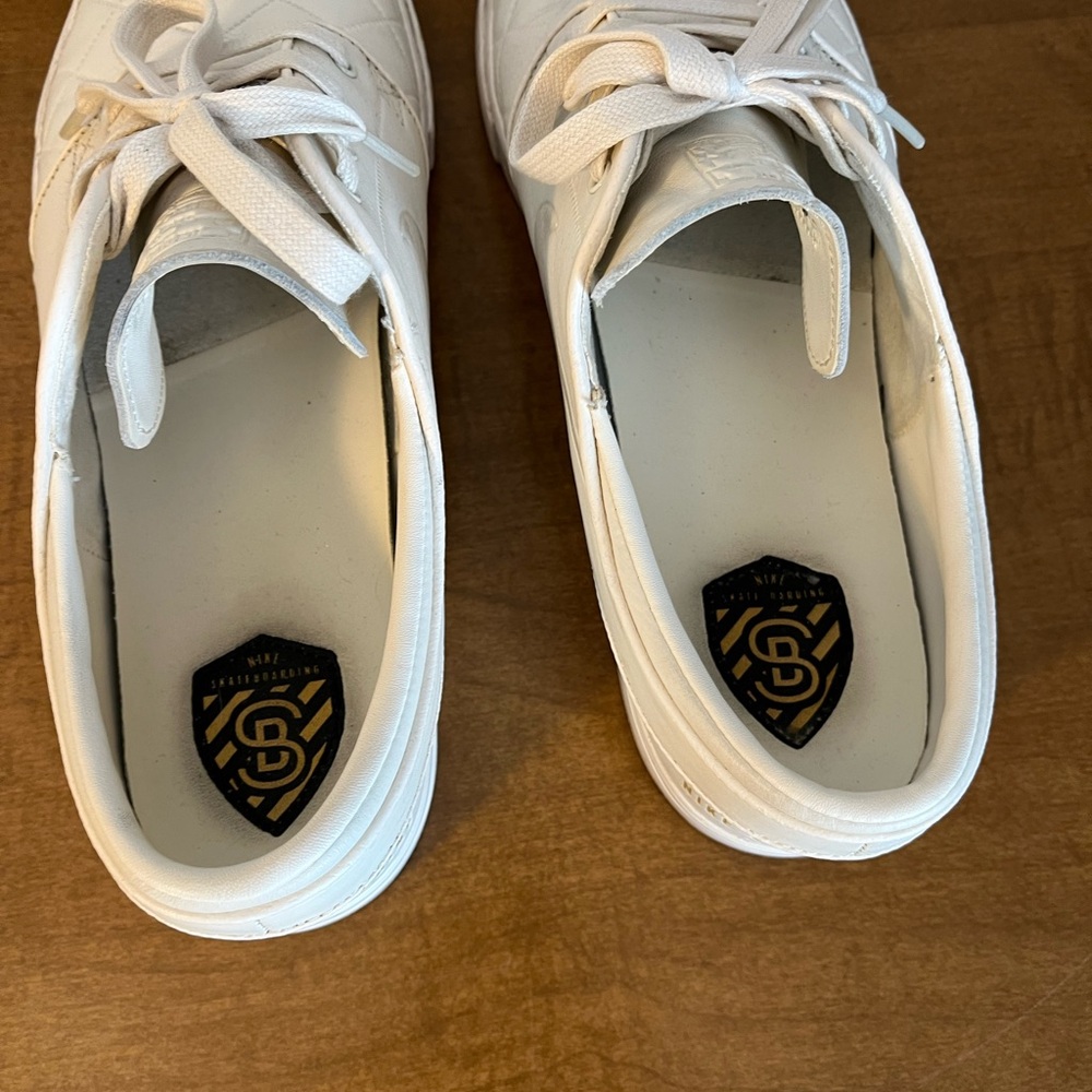 Men’s Nike SB Sneakers - Picture 7 of 12